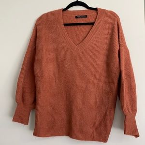 Balloon sleeved sweater